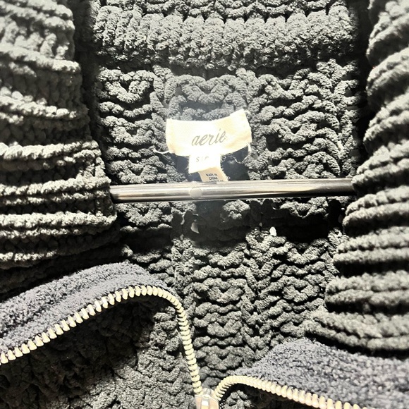 Women's Oversize Aerie Cable Car Quarter Zip Sweater in black. Aerie Cable Small - Picture 3 of 6